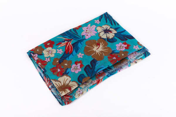 Floral scarf in pure linen
