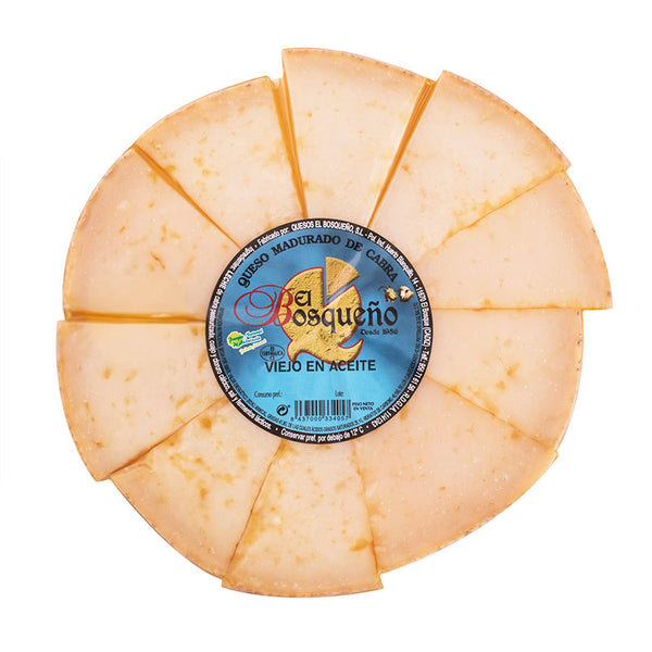 queso de cabra viejo cortado