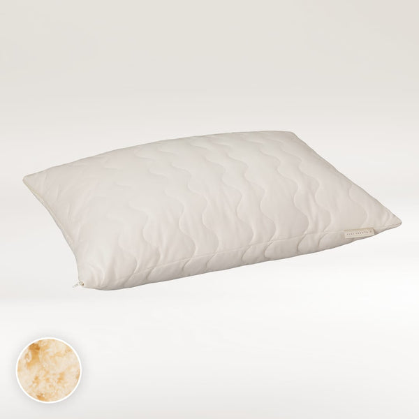 Naravni vzglavnik Vind s polnilom iz 100 % slovenske volne. Narejen v Sloveniji iz kakovostnih materialov. Alergike, proti alergijam.