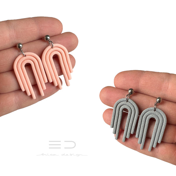 rainbow - hanging earrings | gray/apricot