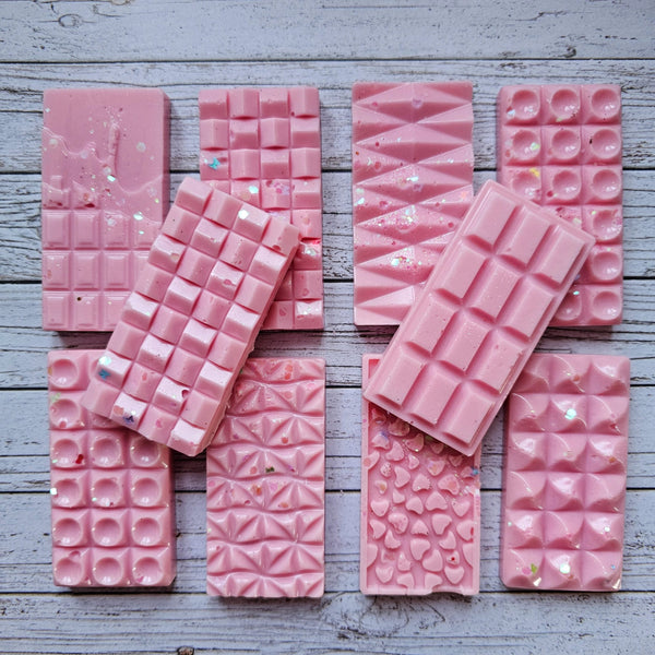 Joyous pink mini snapbar