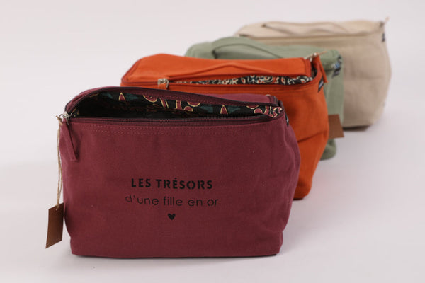 Vanity the treasures of a girl in gold