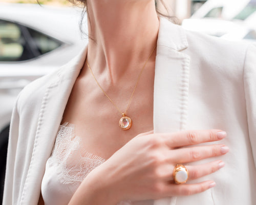 Women's jewellery