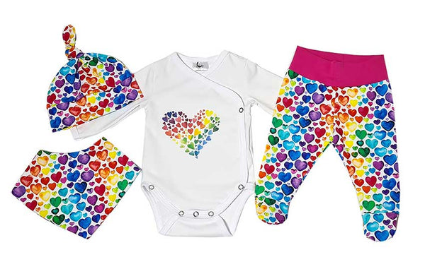 4-piece set for newborn - Colorful Hearts