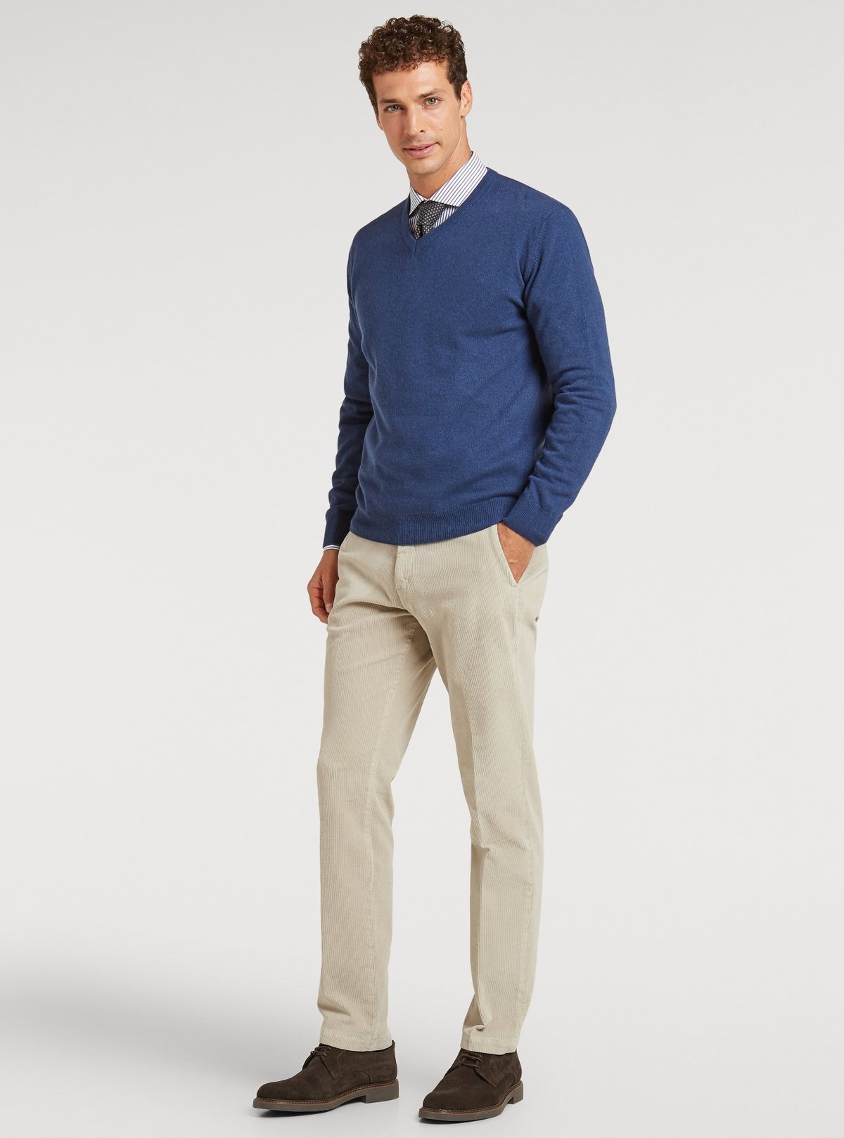 01718_16_0|f3fafb055028bab4567bf42620c4c7cd