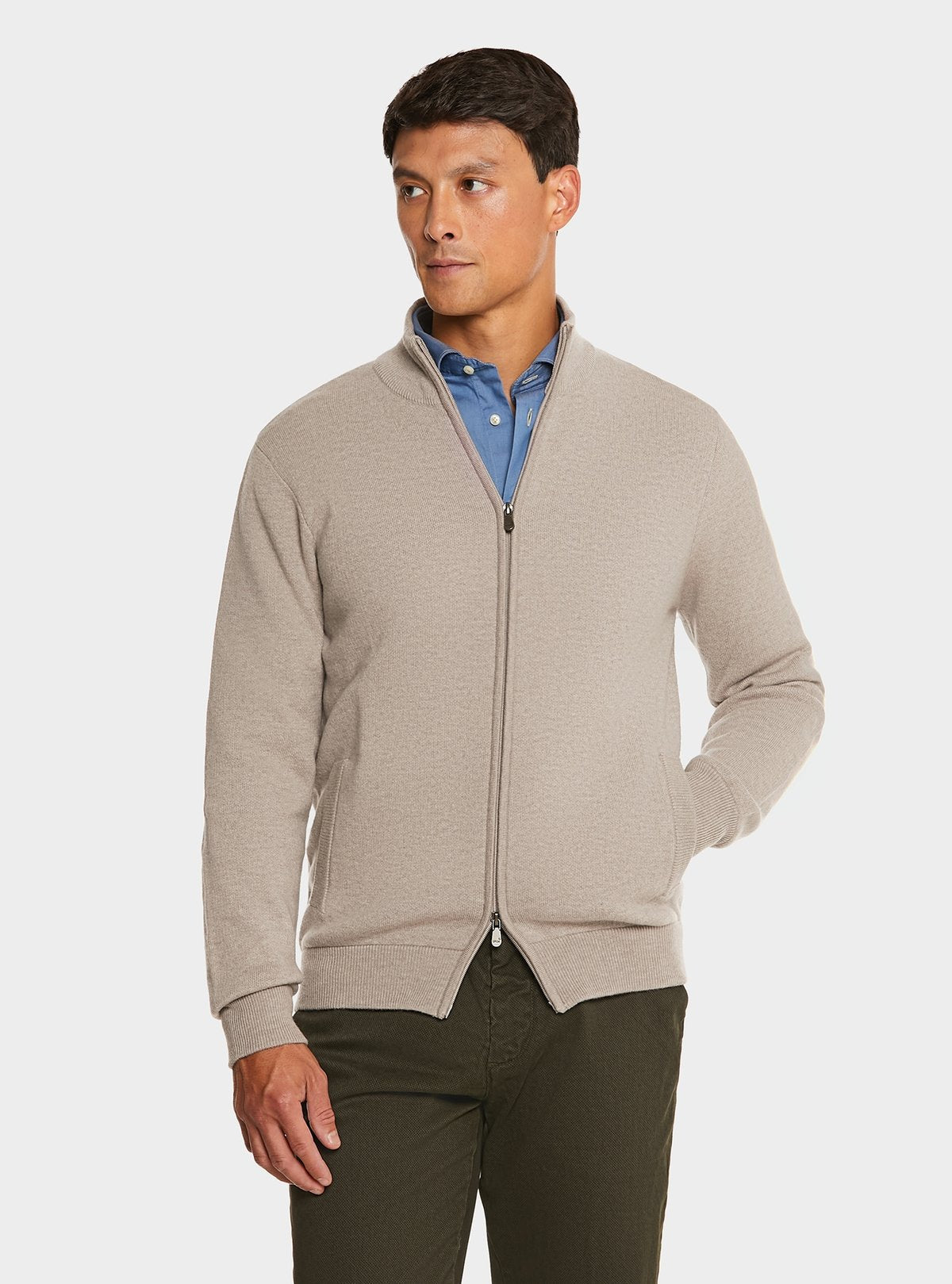 01889_4|b0494d1ba037fe8937929bceda6e838a