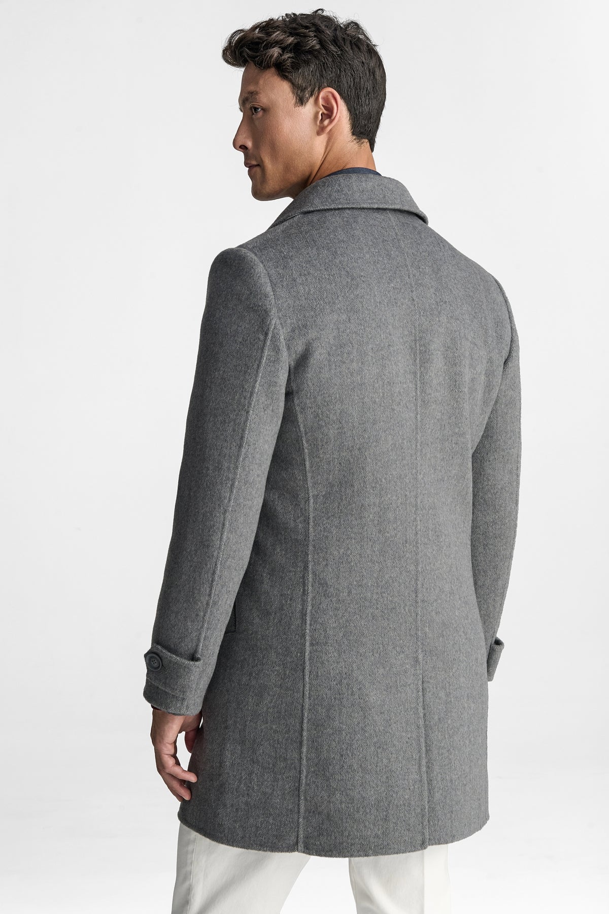 02050_C17_04|8da1277a98be1468af0ad38efd8c38a2