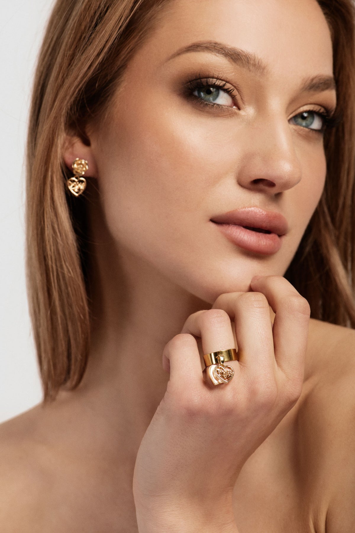 Ring 2 HEARTS