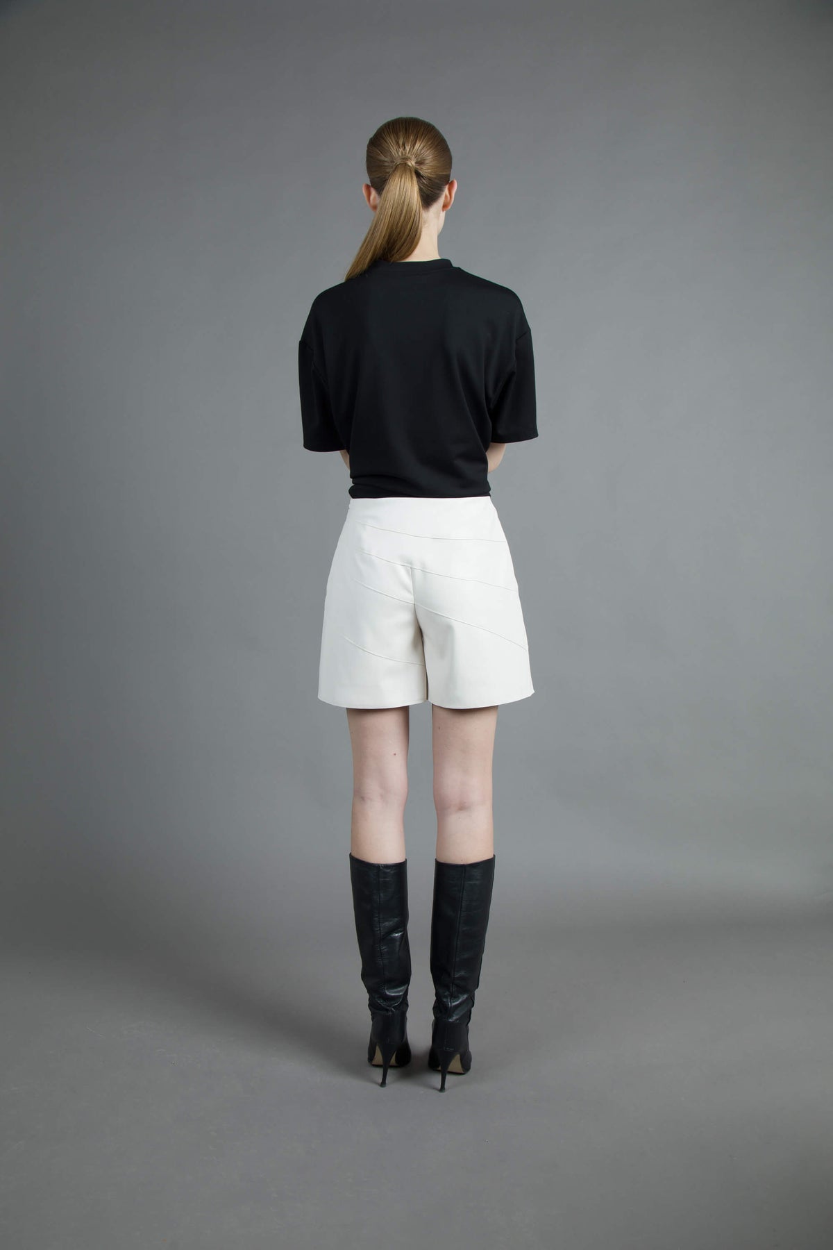SHORTS IN ECOPELLE