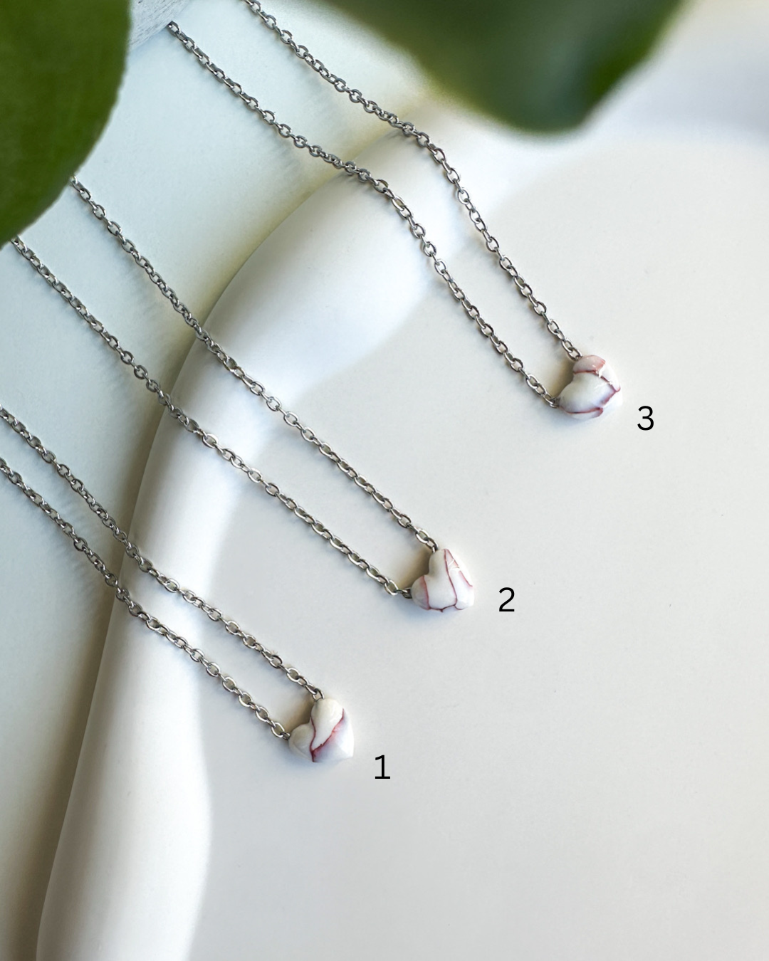 marble heart | burgundy