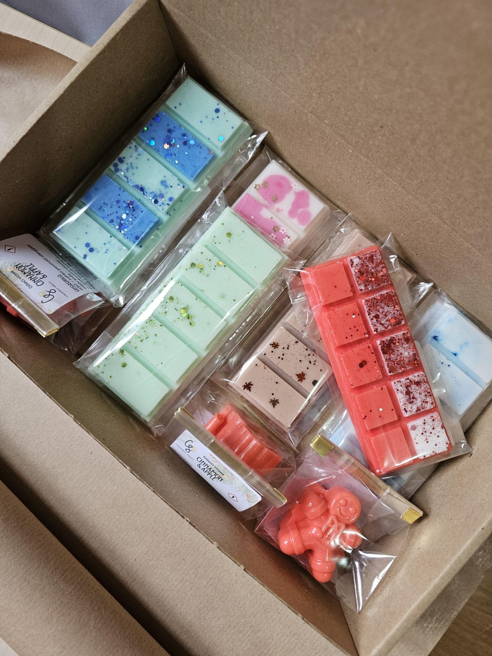 MegaBox 2025, Limited edition! + izparilnik gratis