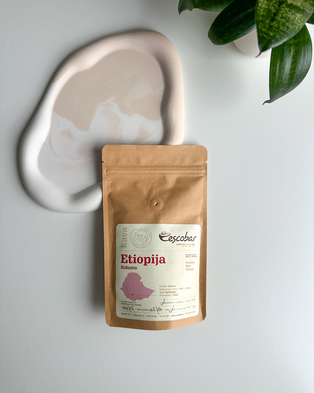 Káva Escobar Etiopie SIDAMO | aroma: květinové, medové, citrusové