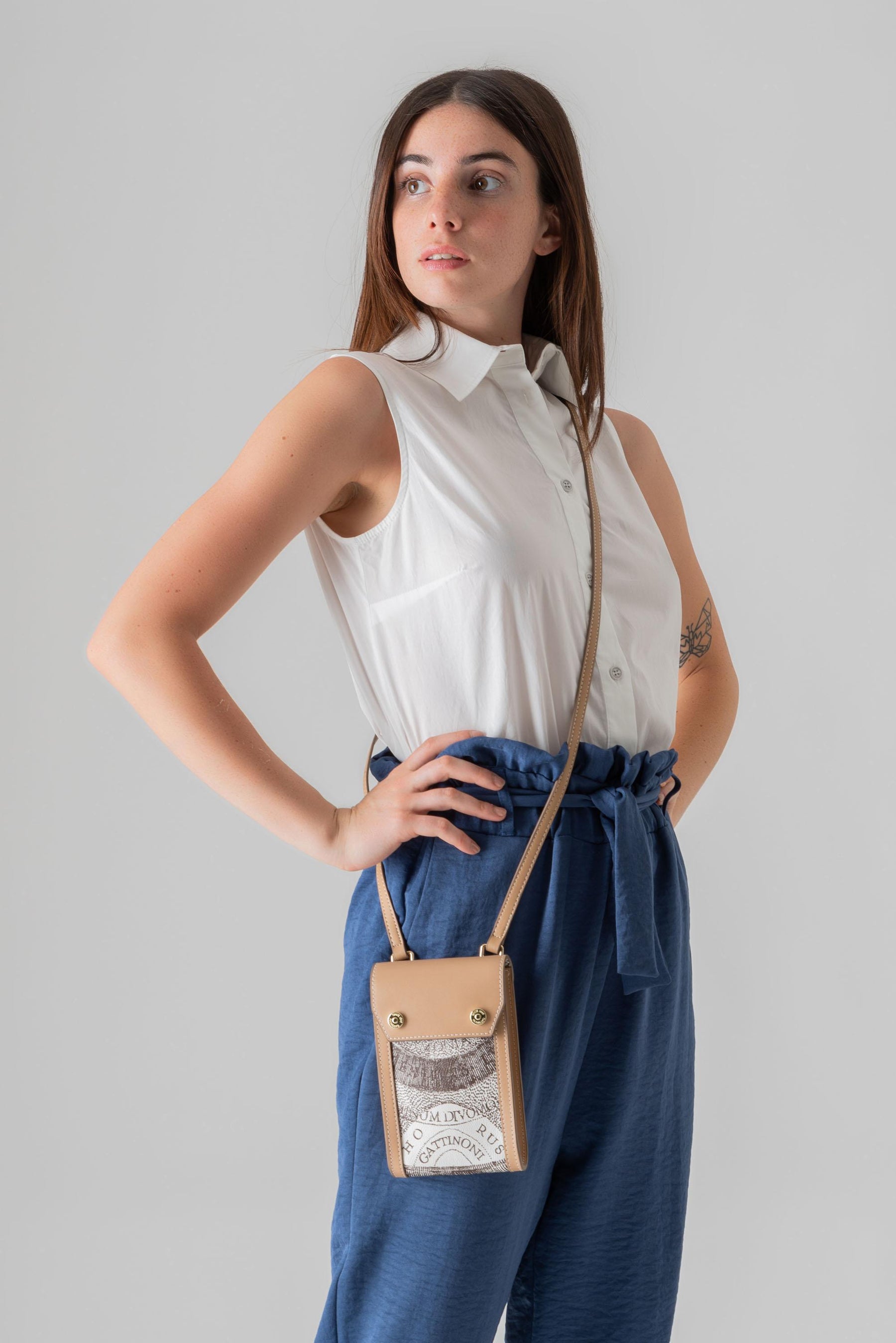 Planetarium Phone Holder Gattinoni