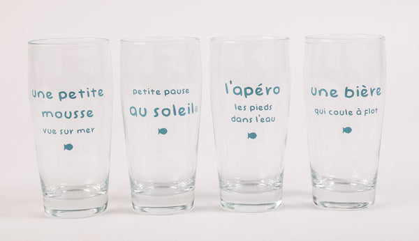 4 verres à bière l'apéro les pieds dans l'eau