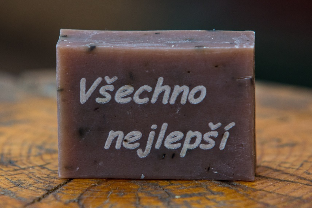 Text/Image in Soap Packaging Type: Oval
