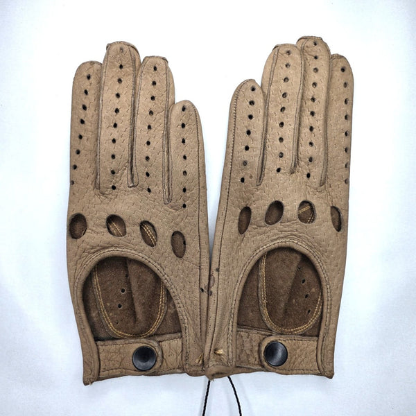 Sport Gloves Made of Peccary Leather