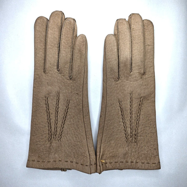 Elegant Peccary Leather Gloves