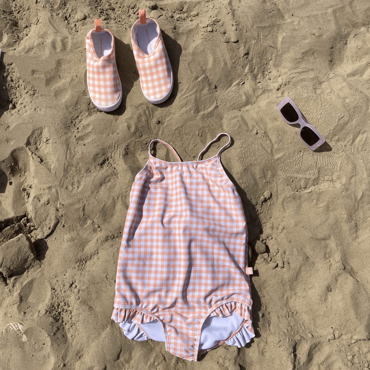 badpak-UV-sunsetgrid-swim-essentials-6