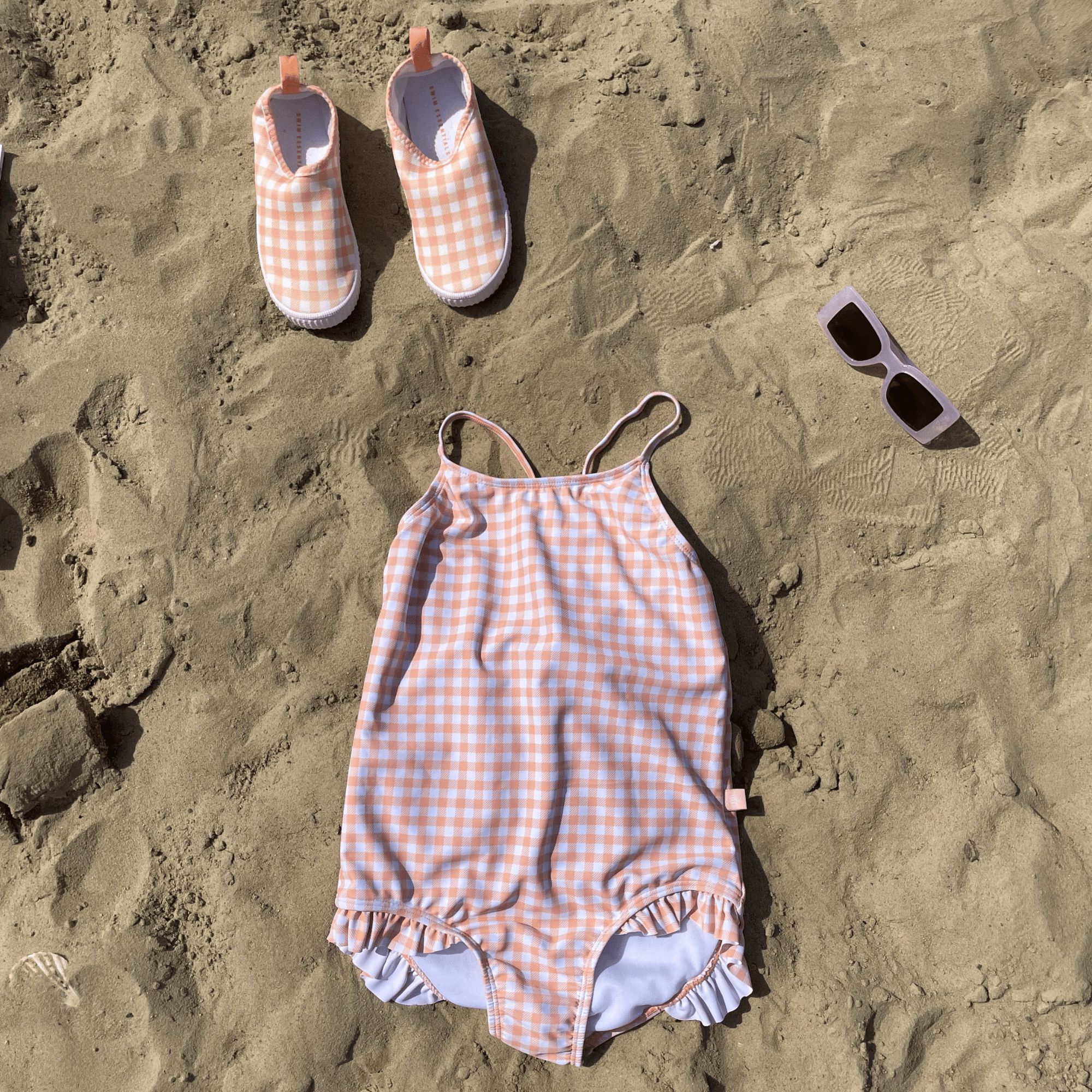 badpak-UV-sunsetgrid-swim-essentials-6