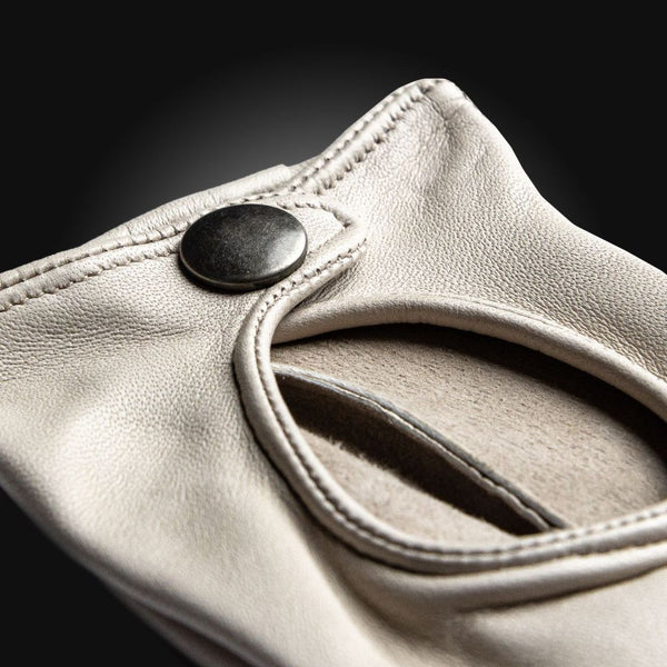 Women's Elegant Leather Driving Gloves for City Use