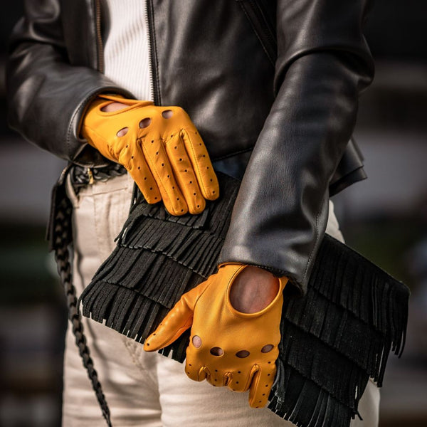 Women's Elegant Leather Driving Gloves for City Use
