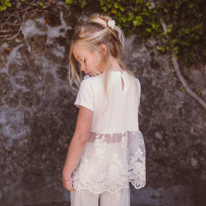LACE DETAIL T-SHIRT