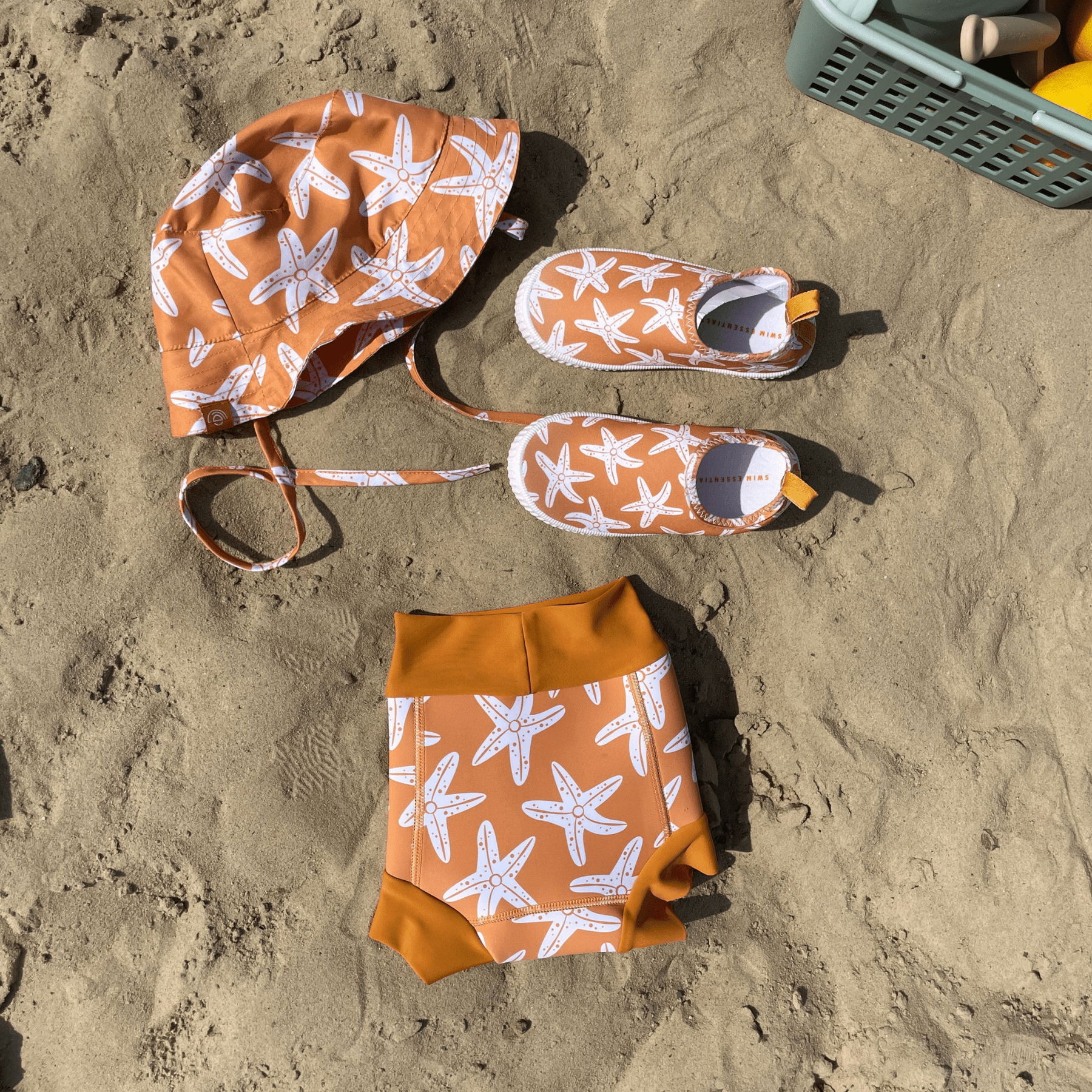 waterschoenen-seastar-oranje-swim-essentials-3