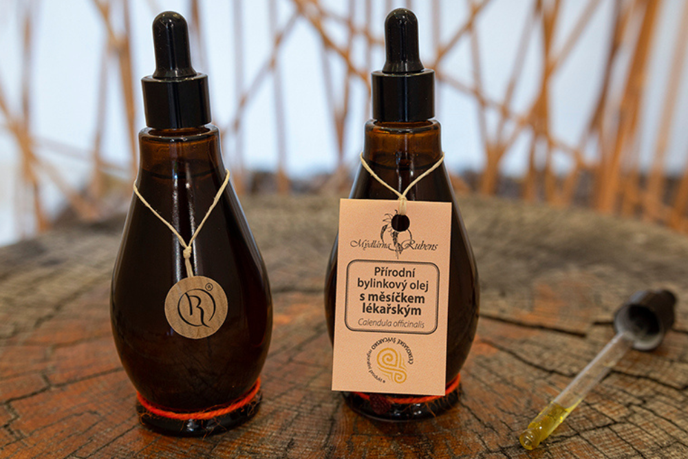 Herbal Oil with Calendula