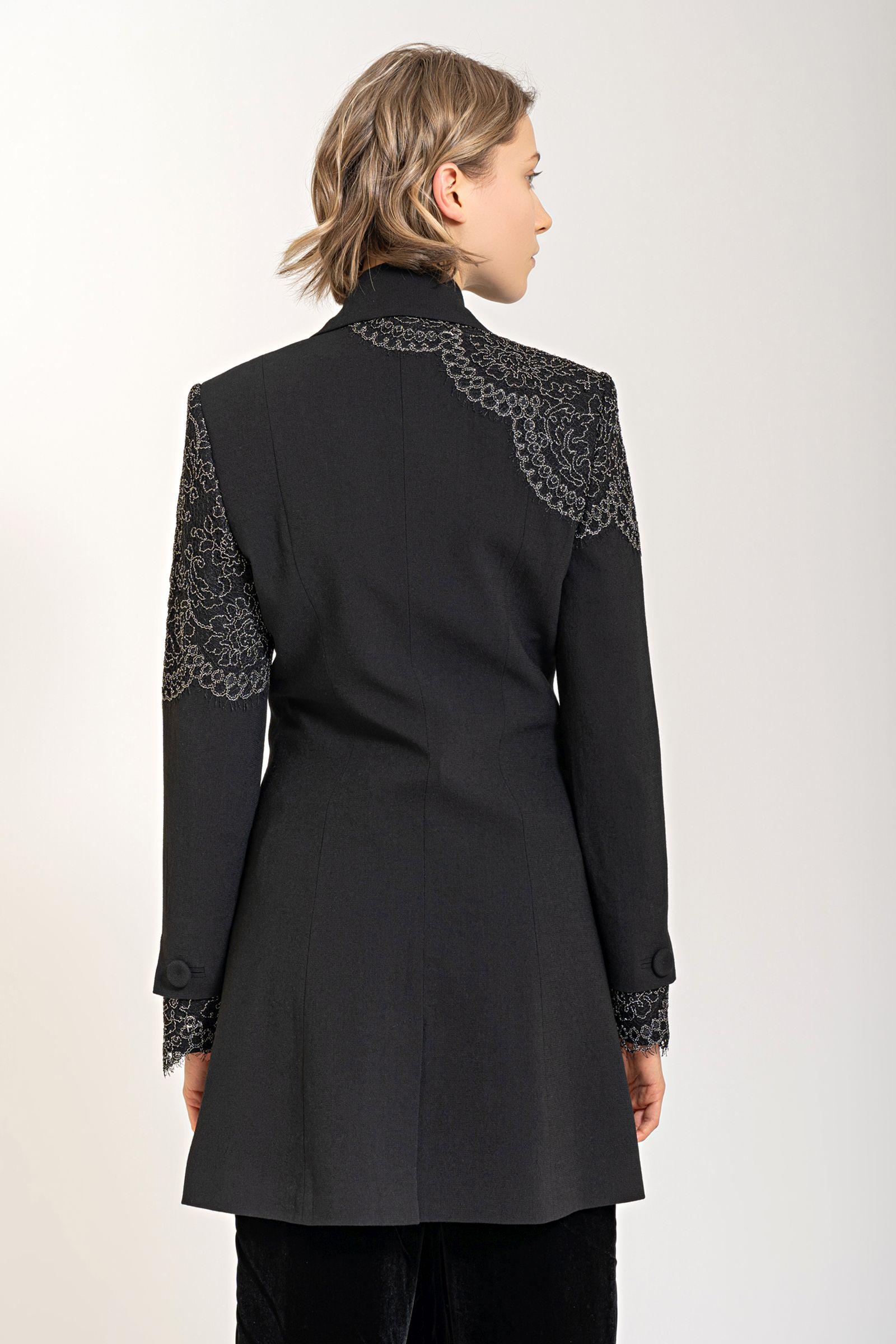 Blazer con applicazioni