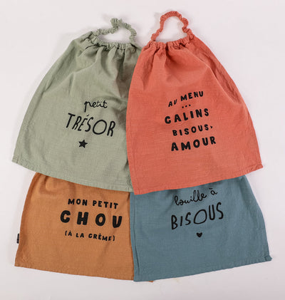 Ensemble de 4 bavoirs Petit Trésor