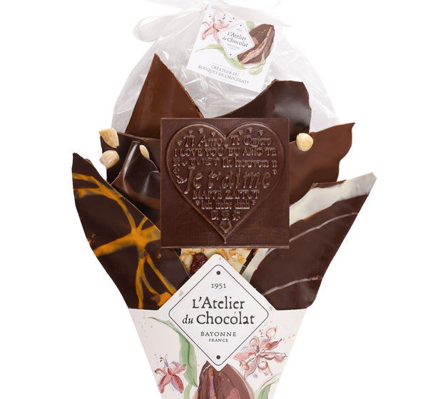 CHOCOLATE BOUQUET I LOVE YOU AND ITS RULER OF GAVES STONES