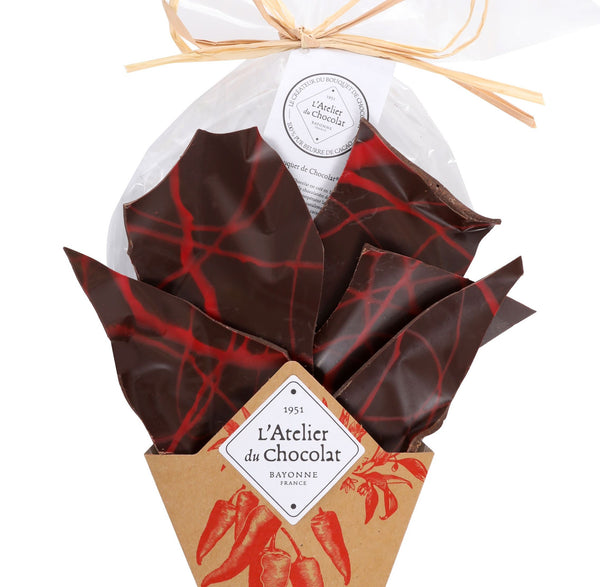 BLACK CHOCOLATE AND PIMENT D'ESPELETTE BOUQUET