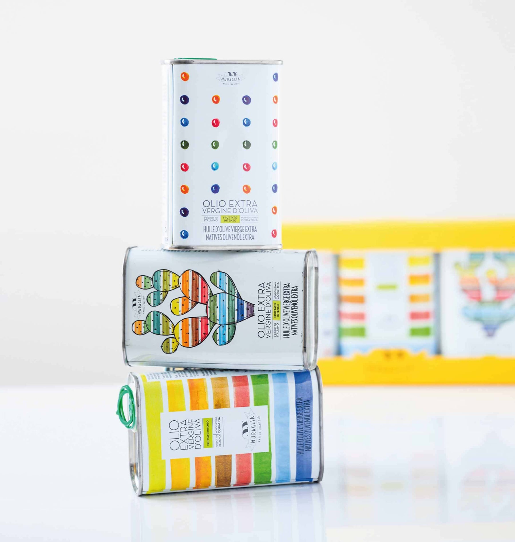 Coffret de boîtes colorées