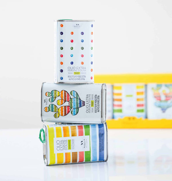 Coffret de boîtes colorées
