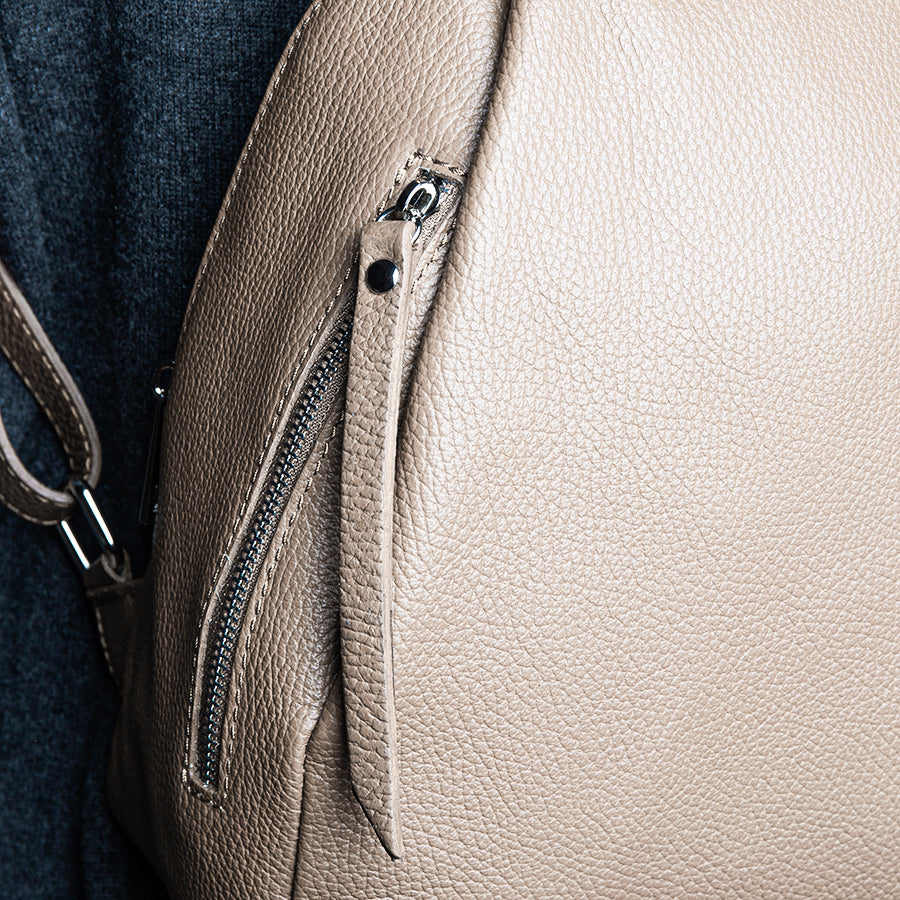 ZIP - taupe leather backpack