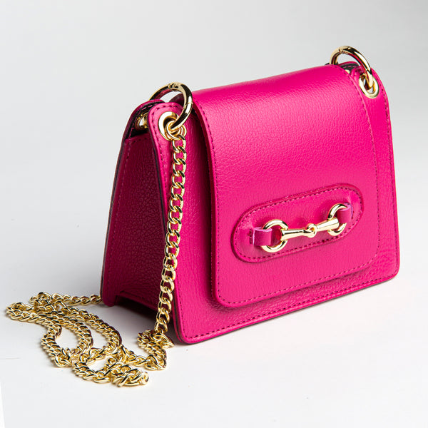 FIONA - leather messenger bag with fuchsia clasp