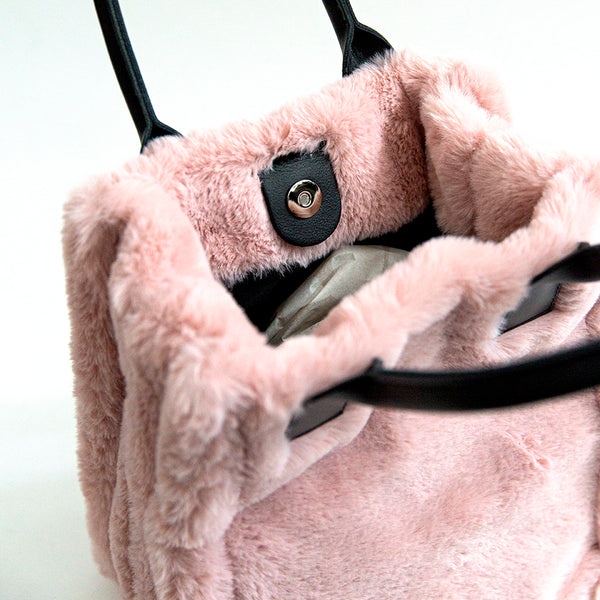 TRUDY BIG - pink eco-fur shopping bag