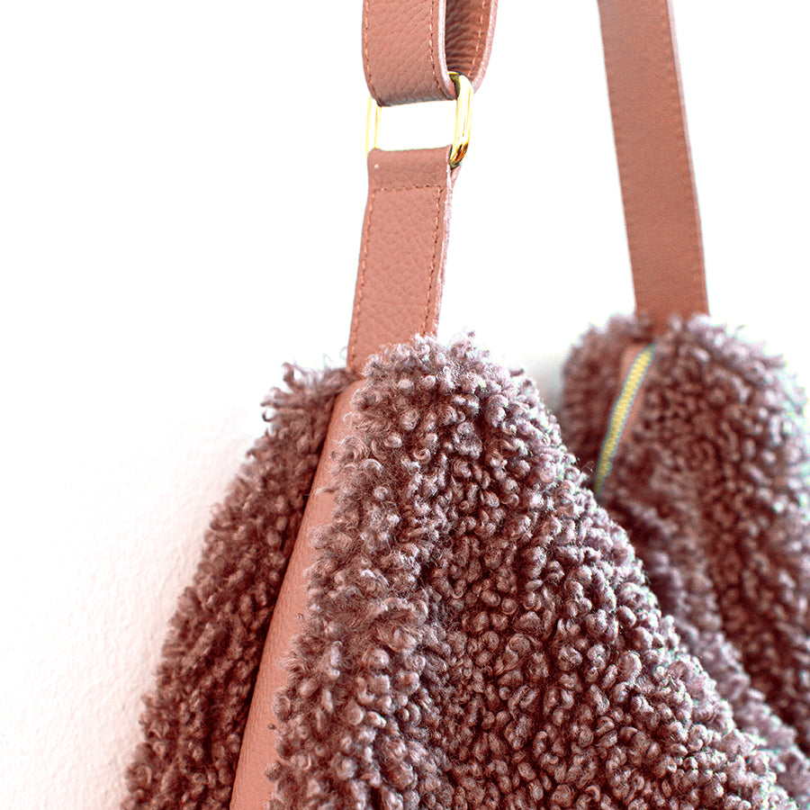 BOUCLE' - sacca in pelle e pelliccia ecologica rosa