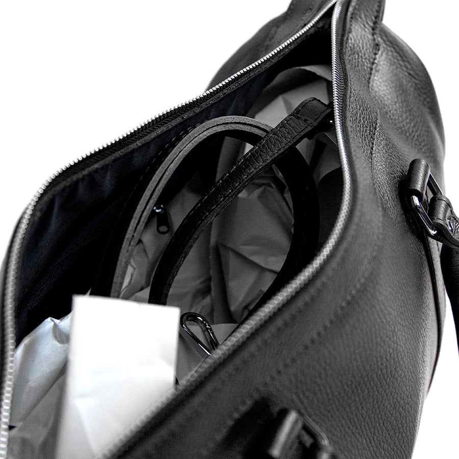 TRAVEL - Black Leather Duffle Bag