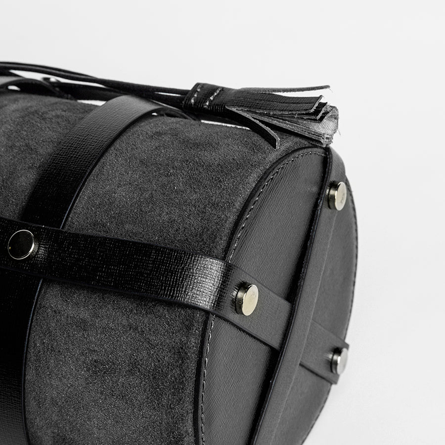 DONATELLA - black leather bucket bag
