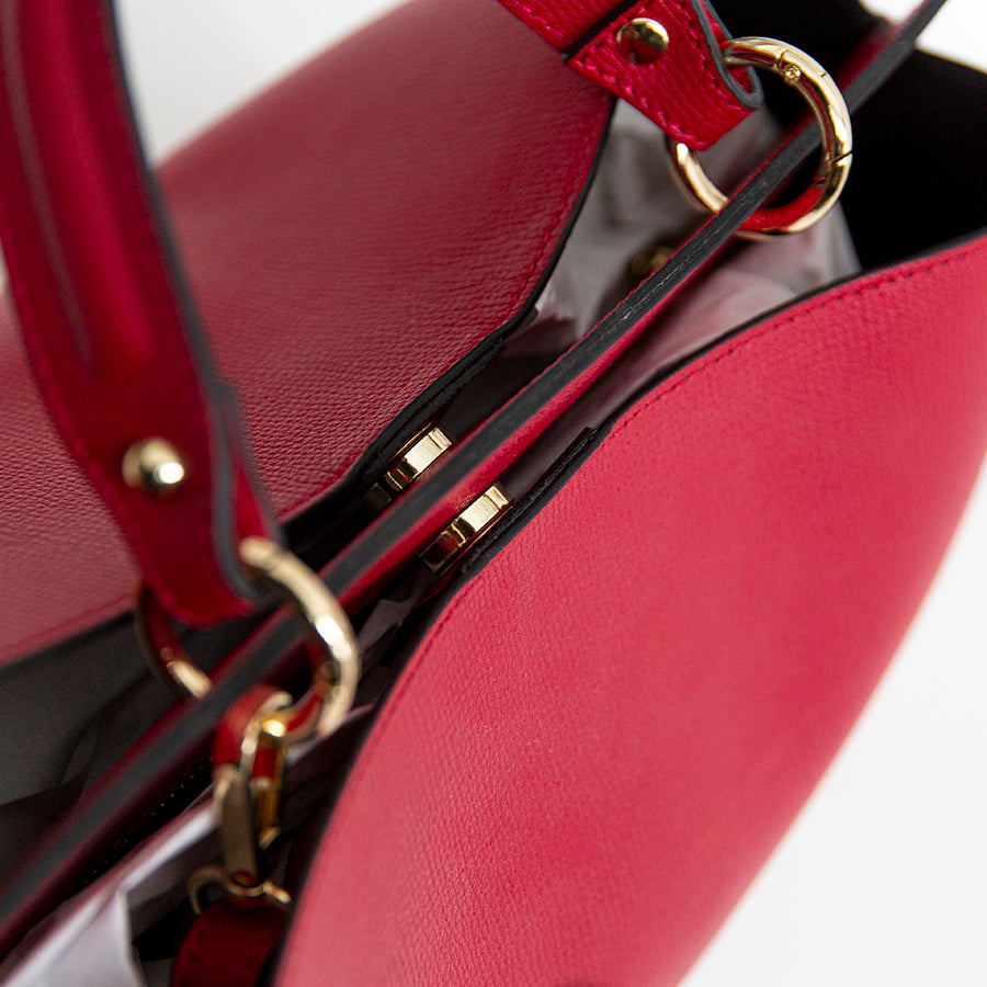 ALEXA IT/AM - borsa strutturata in pelle saffiano rubino