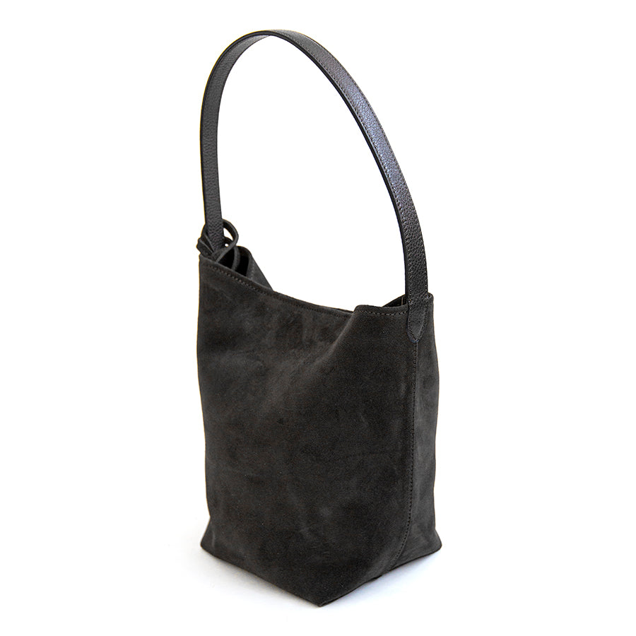 GINGER - Maxi secchiello in camoscio nero