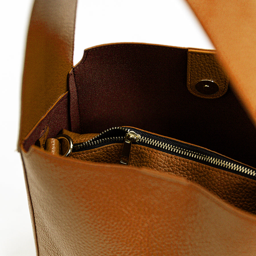 PAM - leather bucket bag