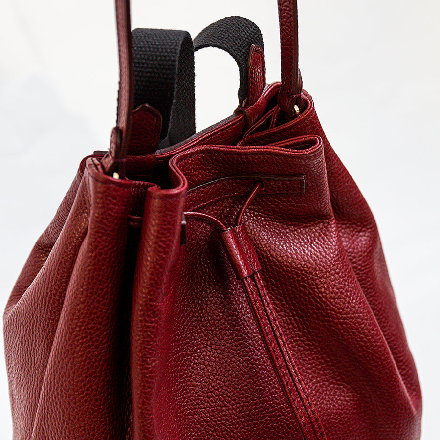 YORK - Zaino / Borsa in pelle rubino
