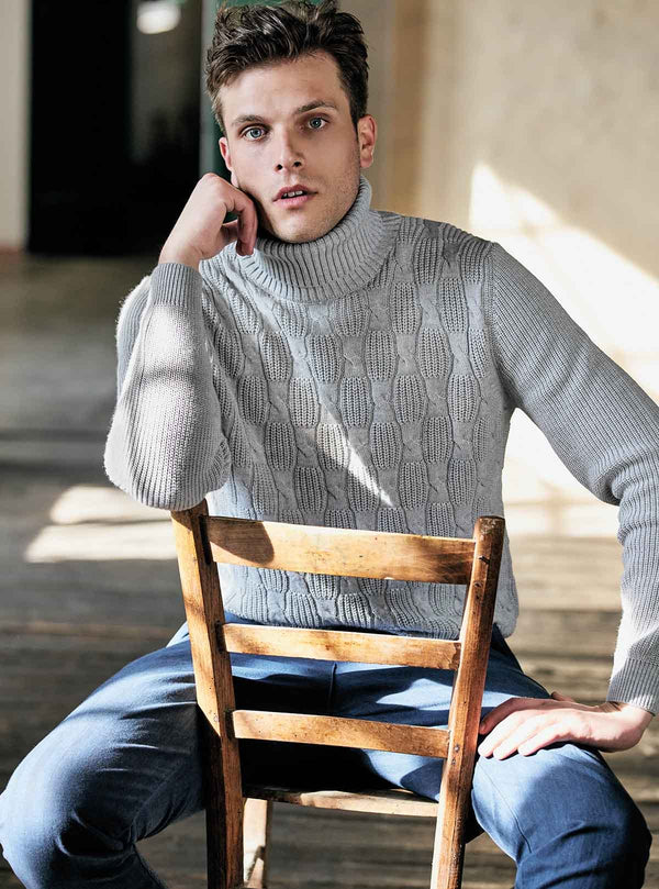 Turtleneck with Braided and Corn Cob Pattern
