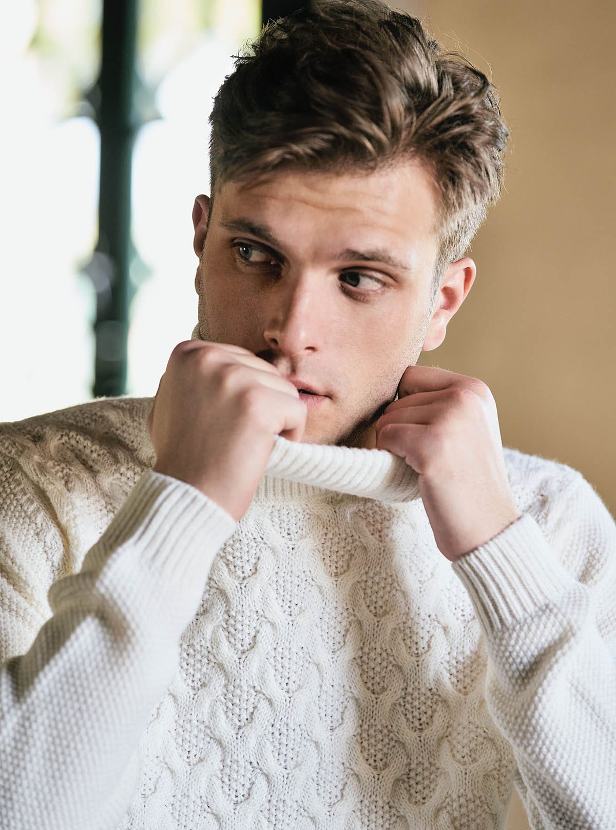 Turtleneck with Double Weave and Rice Grain Processing