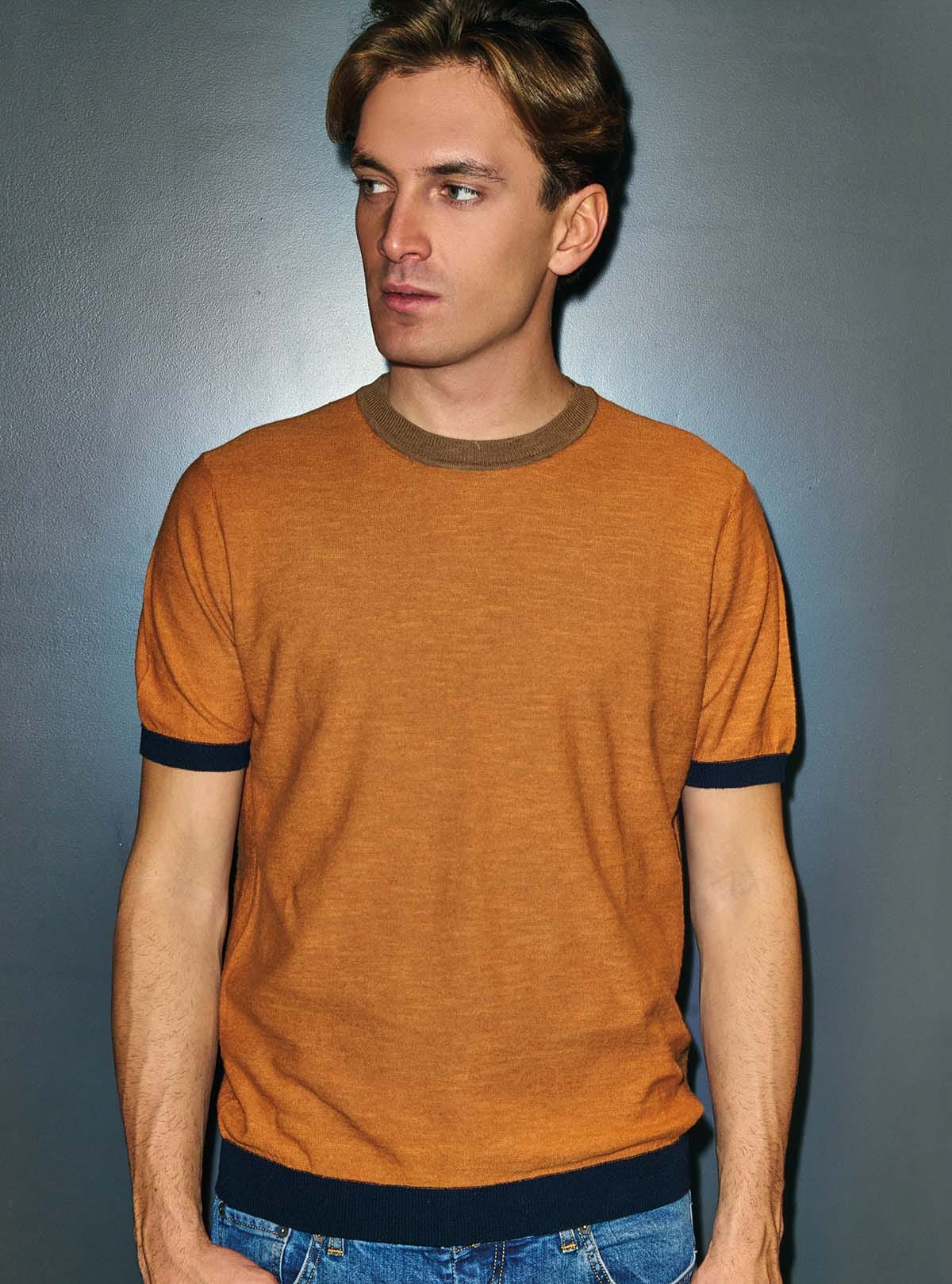 CREW NECK SHORT SLEEVE WITH CONTRAST EDGES