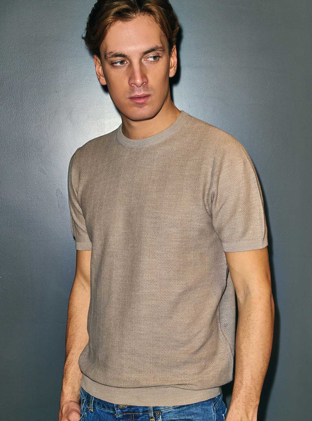 SHORT SLEEVE CREW NECK WITH BAIT WORKMANSHIP