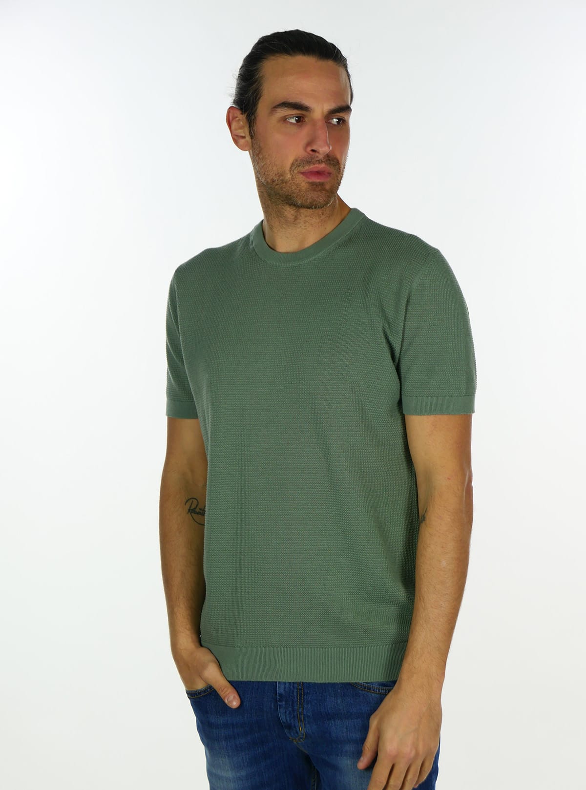 SHORT SLEEVE CREW NECK WITH WAFFLE TEXTURE