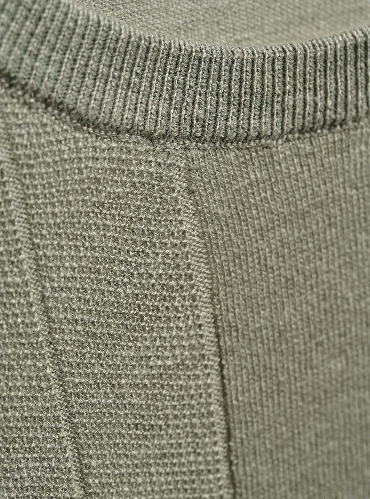 CREW NECK SHORT SLEEVE WITH VERTICAL RICE GRAIN STRIPES